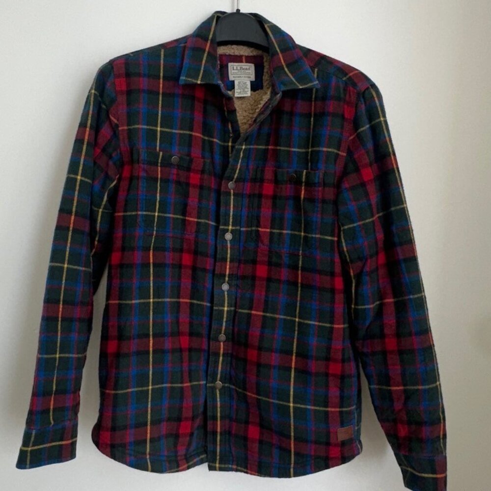 L.L BEAN SHERPA PLAID JACKET SIZE SMALL REGULAR